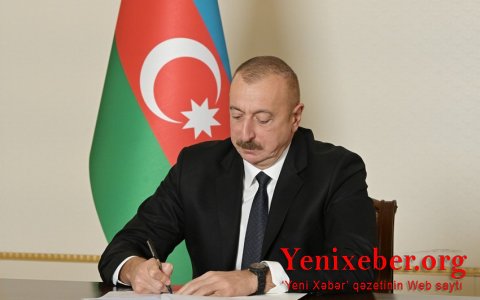 В Азербайджане расширен охват действия закона "О безналичных расчетах"