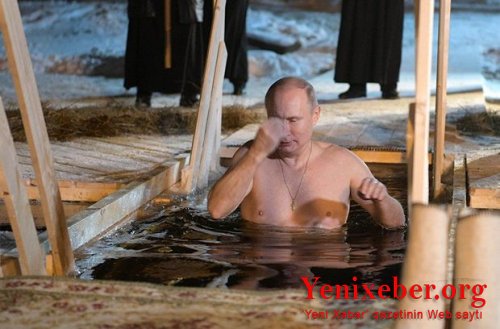 Putin mənfi yeddi dərəcədə çimdi 