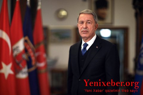 Министр обороны Турции поблагодарил азербайджанских миротворцев