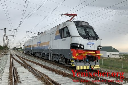 Французская компания поставит в Азербайджан ряд локомотивов-