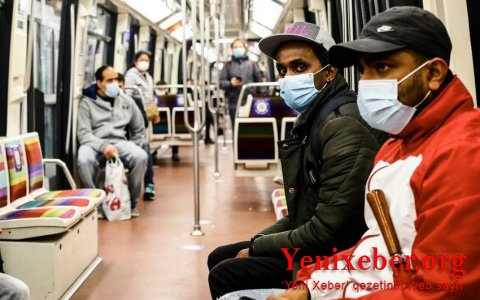 Во Франции отменят обязательное ношение масок в общественном транспорте