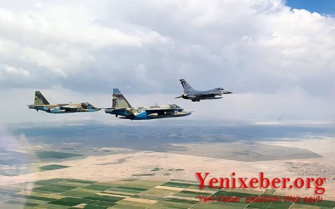 Азербайджанские пилоты успешно выполнили задачи на учениях "Анатолийский орел - 2022"