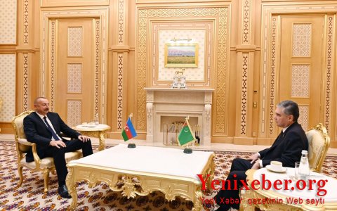 Ильхам Алиев встретился с Гурбангулы Бердымухамедовым