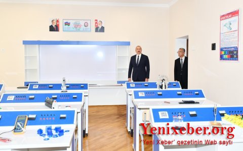 Президент посетил построенный в Сураханском районе Баку школьный комплекс