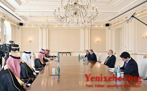 Президент Ильхам Алиев принял министра иностранных дел Саудовской Аравии