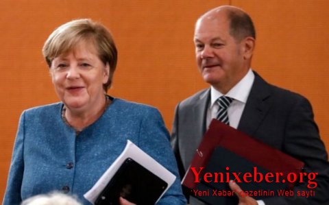 В ФРГ более 40% опрошенных считают, что Меркель была бы лучше Шольца на посту канцлера