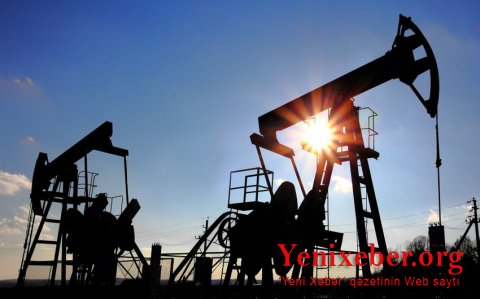 Цена азербайджанской нефти превысила 90 долларов