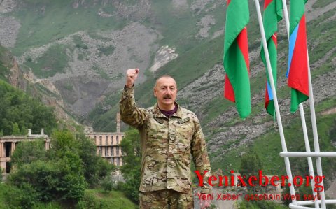 Президент Ильхам Алиев поздравил участников азербайджано-турецких военных учений