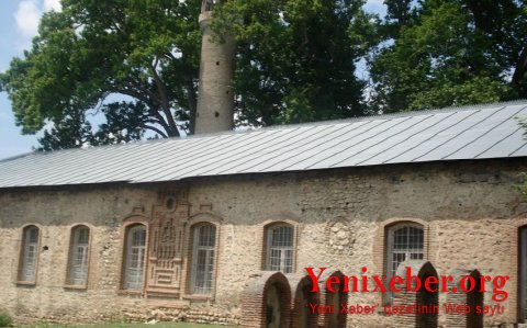 Фондом Гейдара Алиева восстановлен комплекс Шекинской ханской мечети-кладбища