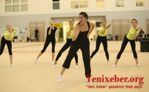 Испанский хореограф проводит тренировки для сборных Азербайджана