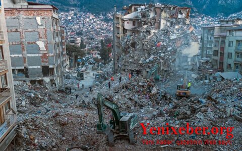 Число погибших при землетрясении в Турции возросло до 45 089 человек