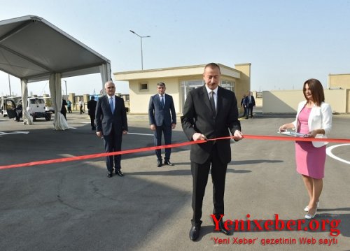 İlham Əliyev yeni Sənaye Parkının açılışında