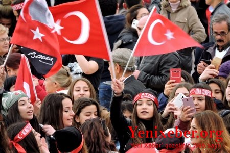 Ankarada Cümhuriyyət bayramı coşqusu: