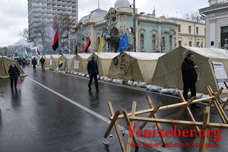 Saakaşvili tərəfdarları Ukraynanın bütün şəhərlərində aksiyalara başlayır -