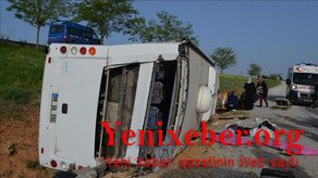 Türkiyədə avtobus aşıb, 2 nəfər ölüb, 25 nəfər yaralanıb