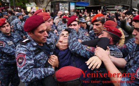 “Pisliyi hakimiyyətdən uzaqlaşdırmaq” üçün aksiya keçiriləcək-