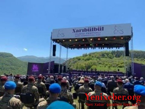 Şuşada “Xarıbülbül” festivalına start verildi