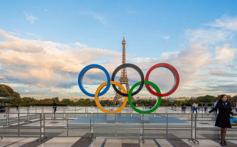 Parisdə Olimpiya kəndində qida çatışmazlığı