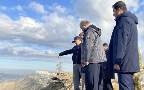 Kəmaləddin Heydərov uçqun təhlükəsi olan ərazidə-FOTOLAR