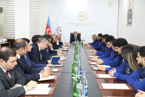 Azərbaycan Həmkarlar İttifaqları Konfederasiyasında könüllülərlə  görüş olub