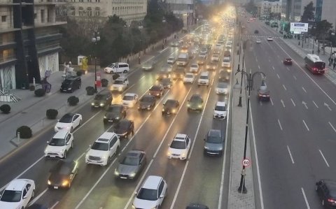 Bakıda tıxac olan yollar açıqlanıb –