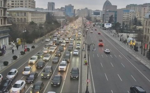 Bakının bir sıra yollarında tıxac müşahidə olunur