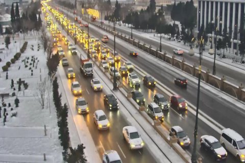 Bakıda sıxlıq olan yollar açıqlanıb -