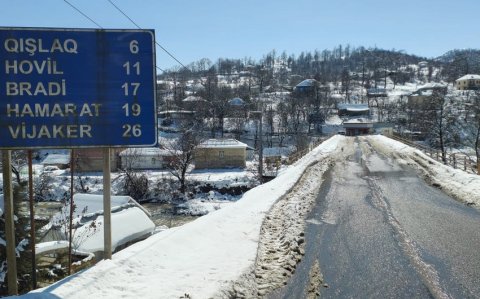 Lerikdə qar uçqunu nəticəsində 20-ə yaxın kəndin yolu kəsilib