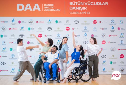 İnklüziv təşəbbüsləri dəstəkləyən “Nar” “DanceAbility” iştirakçıları ilə görüşüb