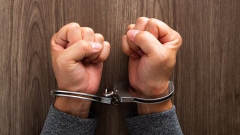 Abşeronda əməliyyat keçirilib, axtarışda olan 10 nəfər saxlanılıb