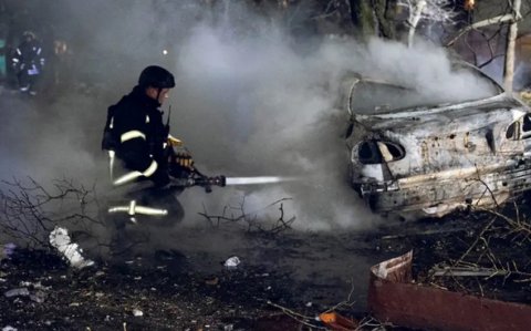 Rusiya Sumıya raket zərbəsi endirib, 2 nəfər ölüb