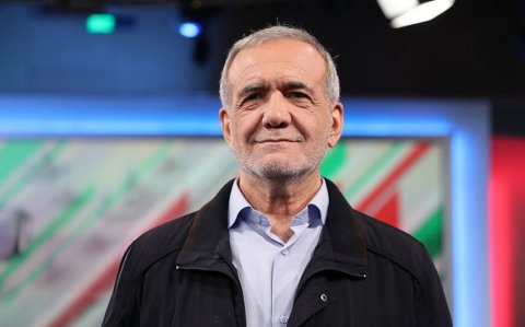 Pezeşkian Trampın açıqlamalarını "sadəlövh" adlandırdı -