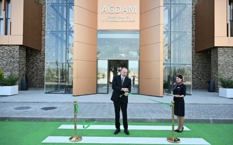 İlham Əliyev Ağdam Dəmir Yolu və Avtovağzal Kompleksinin açılışında iştirak edib -