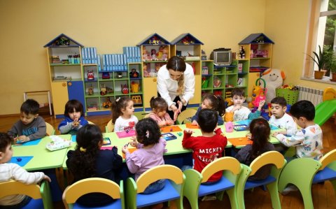 Bu gündən bağçalara qəbulda növbələrin yaradılması müvəqqəti dayandırılıb