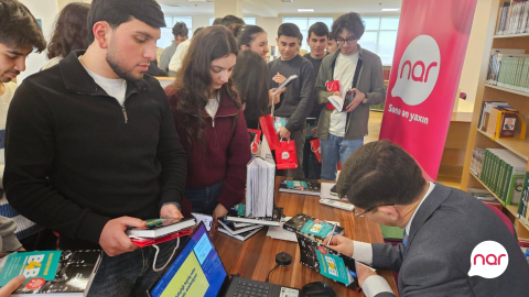 “Nar”ın dəstəyi ilə Azərbaycanda biznesə dair ilk “B4B” kitabı təqdim olundu