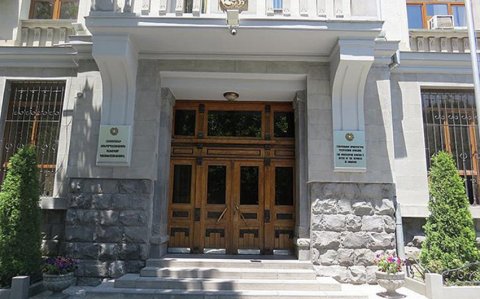 Ermənistanda polis əməkdaşları tərəfindən döyülən şəxslə bağlı Baş Prokurorluğa müraciət edilib
