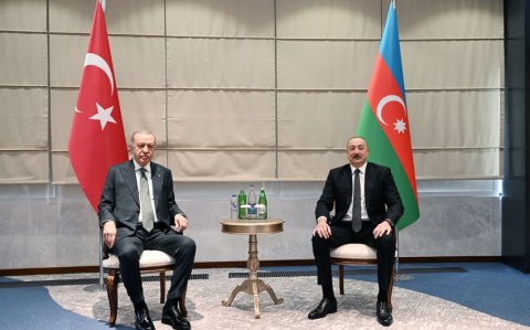 Laçında İlham Əliyevlə Ərdoğan arasında təkbətək görüş başlayıb