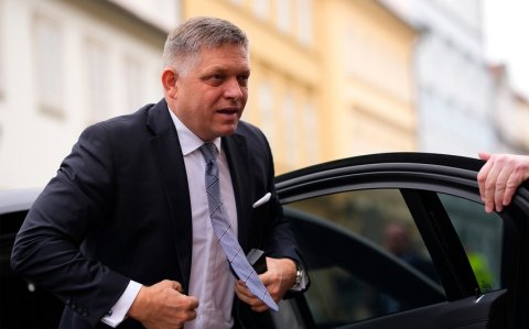Polşa Slovakiyanın Baş nazirinin təyyarəsinin Moskvaya uçuşuna icazə verib