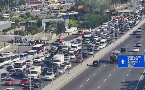 Bakının tıxaclı yolları açıqlanıb -