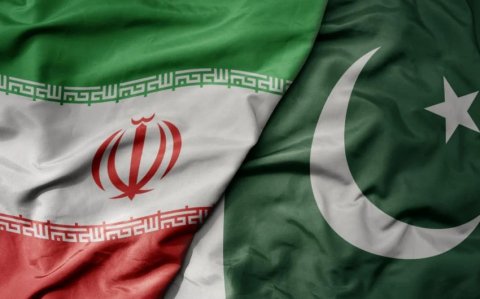 İran və Pakistan XİN rəhbərləri İsrailin hücumlarını müzakirə ediblər