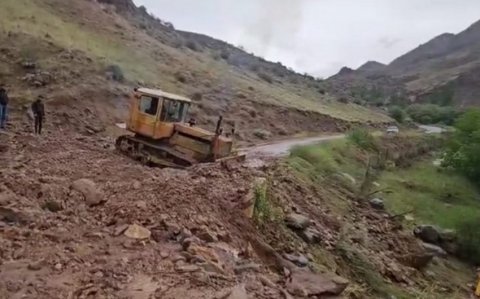 Güclü yağış Orduabadda fəsadlar törədib -