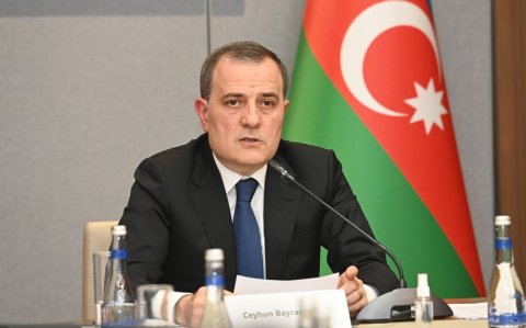 Ceyhun Bayramov BƏƏ XİN başçısı ilə regional təhlükəsizliyi müzakirə edib