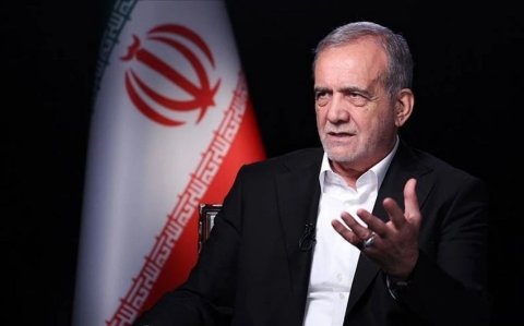 Pezeşkian Qətər əmirinə ABŞ bazasına zərbələrdən təəssüfləndiyini bildirib