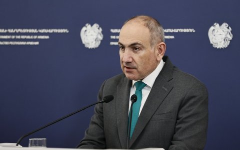 Paşinyan yeni katolikosu müəyyən edəcək seçkilərin keçirilməsinin vacibliyini bəyan edib