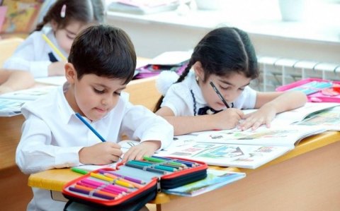 İndiyədək 121 min uşağın birincə sinfə qəbulu yekunlaşıb