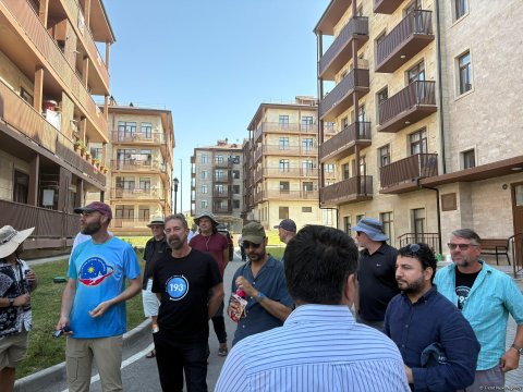 Dünya səyyahları Cəbrayıldadırlar