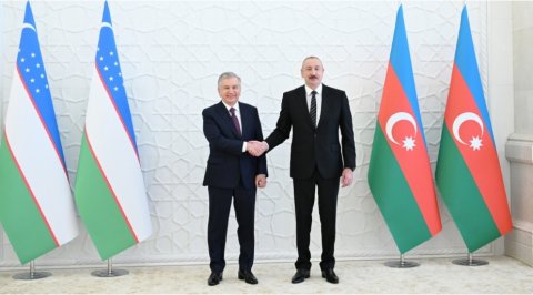 Azərbaycan ilə Özbəkistan arasında imzalanmış sənədlər mübadilə edilib