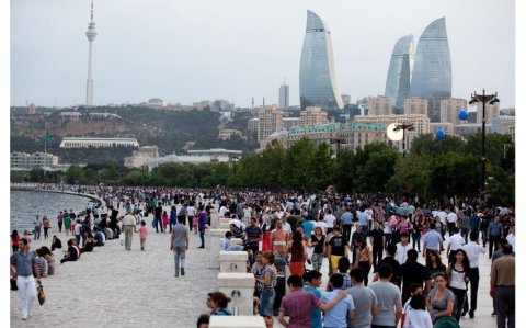 turistlərin sayı kəskin şəkildə artıb