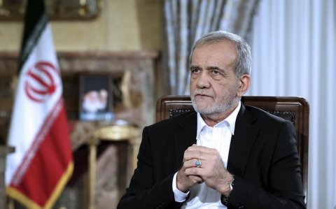 Qonşu ölkələr, eləcə də Azərbaycanla əlaqələri möhkəmləndirmək İran üçün prioritetdir