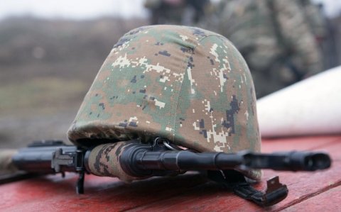 Ermənistanda Rusiya bazasının güllələnən hərbçisi xəstəxanaya yerləşdirilib